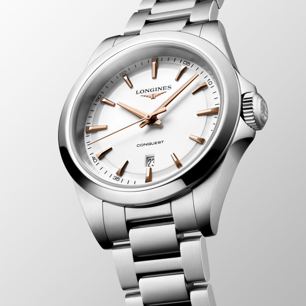 <span class="custom-word">Longines</span><br>Conquest<br><span class="custom-word">L33504186</span> - Image 2