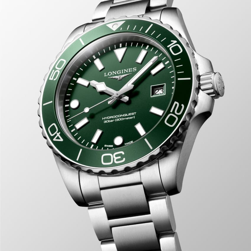 <span class="custom-word">Longines</span><br>HydroConquest<br>Quartz<br>42mm<br><span class="custom-word">L37694066</span> - Image 2